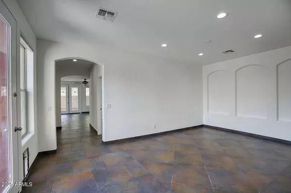 3005 W VIA DE PEDRO MIGUEL --, Phoenix, AZ 85086