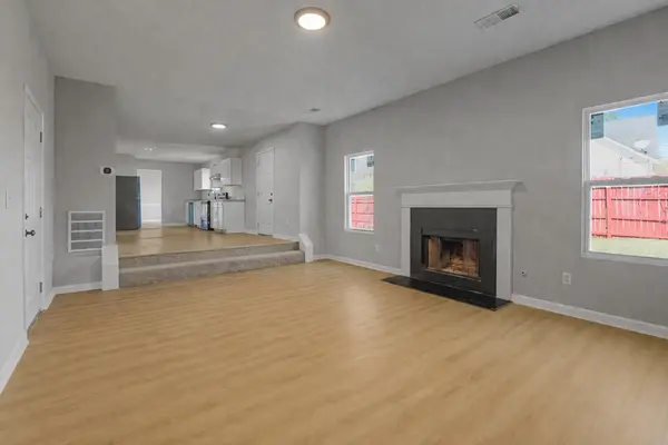 2124 Hairston Creek Parkway, Decatur, GA 30035