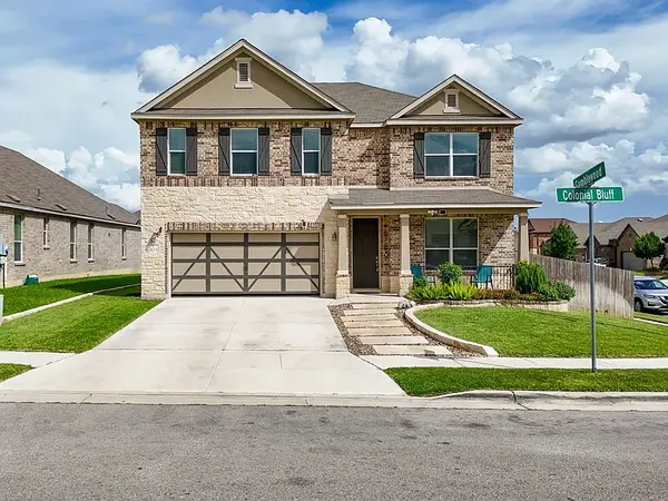 105 Colonial Blf, Universal City, TX 78148-3008