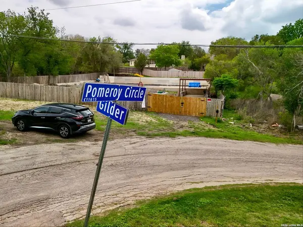 6514 Gilder, San Antonio, TX 78233