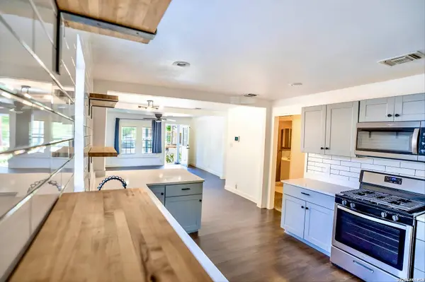 228 Odell, San Antonio, TX 78212