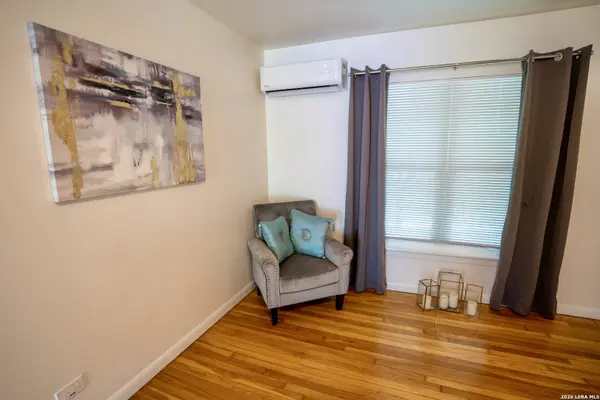 158 Sullivan, San Antonio, TX 78213