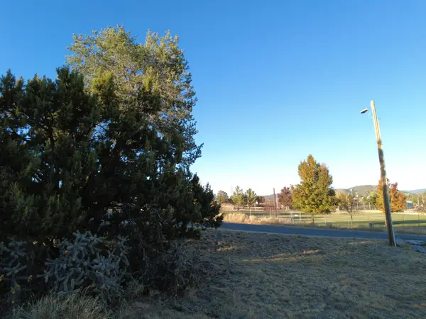 Los Pinos Cir, Silver City, NM 88061