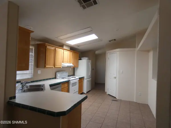 3502 Los Encinos ST, Silver City, NM 88061
