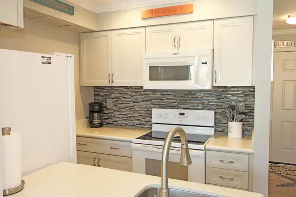 775 Gulf Shore DR #2006, Destin, FL 32541