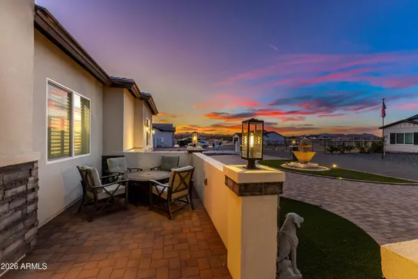 667 W PATRICK Place, San Tan Valley, AZ 85143