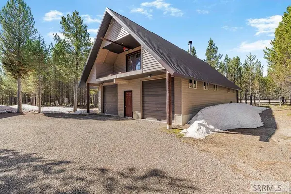 4515 W Jm Loop, Island Park, ID 83429