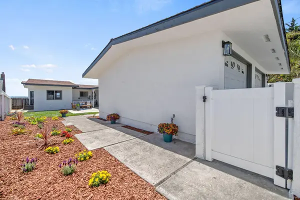 534 Pacific Avenue, Cayucos, CA 93430