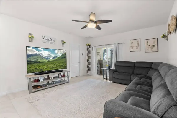 1452 CUMBERLAND AVE, Davenport, FL 33837