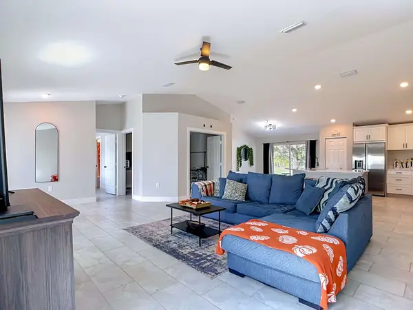 204 EL DORADO BLVD N, Cape Coral, FL 33993