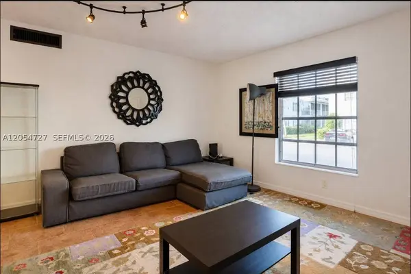 2201 NE 66th St #1302, Fort Lauderdale, FL 33308