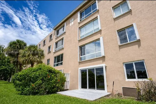 5810 Crystal Shores Dr #102
