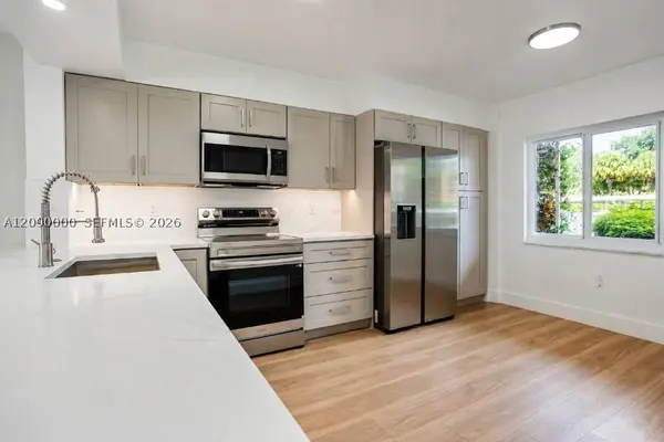 5810 Crystal Shores Dr #102, Boynton Beach, FL 33437