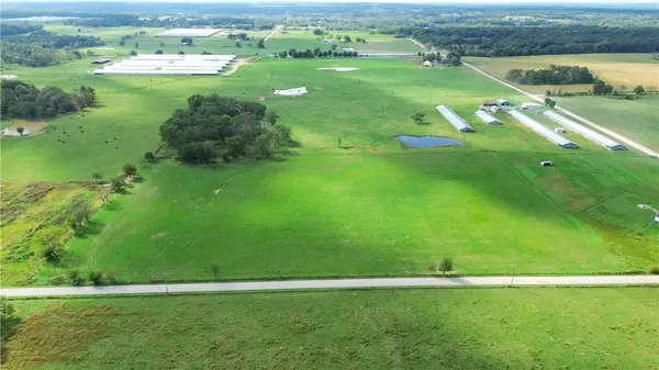 Digby Dr, Gentry, AR 72734