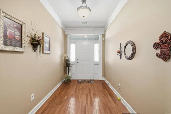 42 Courtside Place, Little Rock, AR 72210