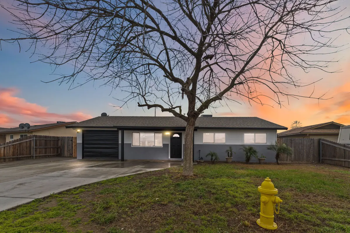 Pimo St, Armona, CA 93202