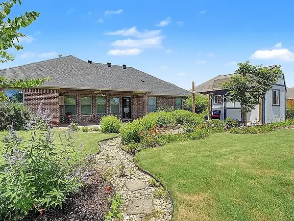 1110 Ellen Ray Ln, Centerton, AR 72719-7041
