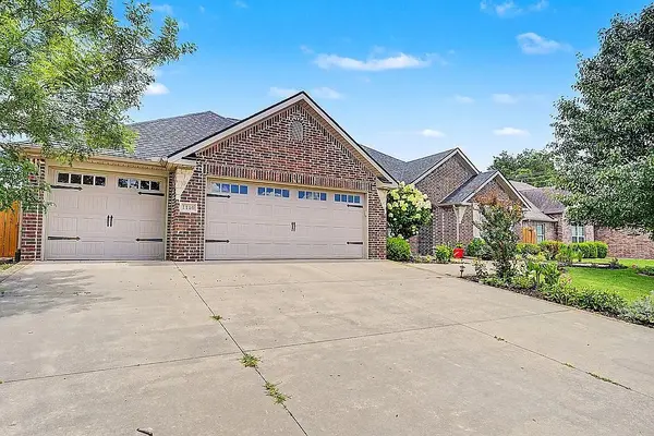 1110 Ellen Ray Ln, Centerton, AR 72719-7041