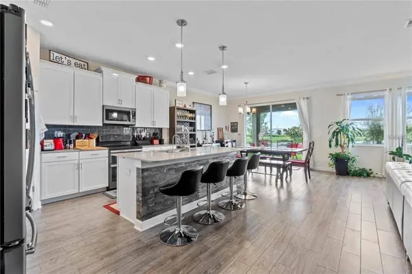 11819 IMAGINARY WAY, Orlando, FL 32832