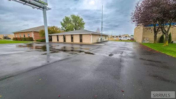 1190 E Lincoln, Idaho Falls, ID 83401