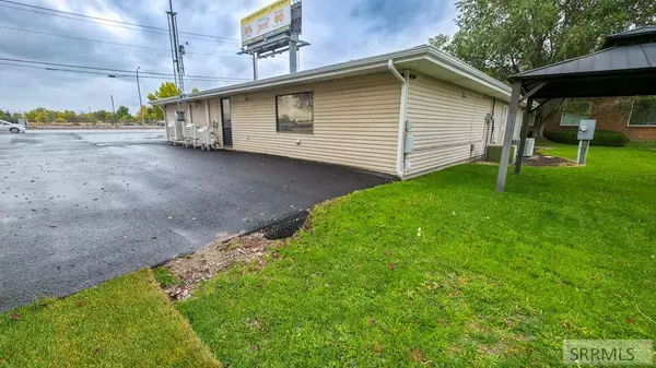 1190 E Lincoln, Idaho Falls, ID 83401