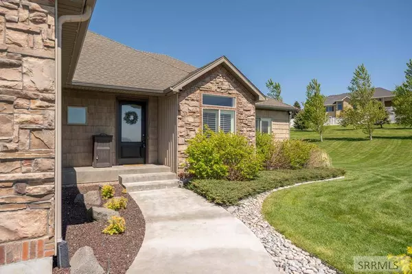 6695 S High Creek Lane, Idaho Falls, ID 83406