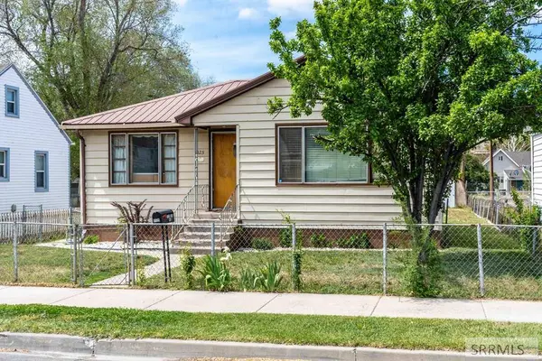 1125 S 3rd Avenue, Pocatello, ID 83201