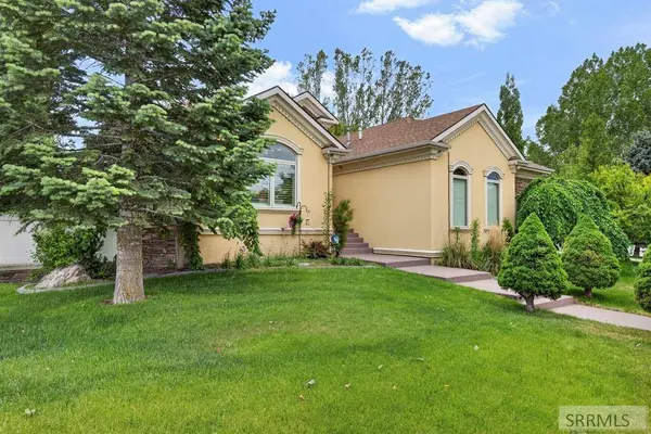 3770 Autumnwood Drive, Ammon, ID 83406