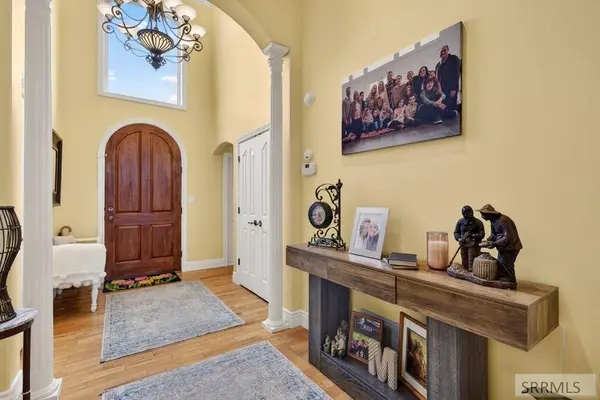 3770 Autumnwood Drive, Ammon, ID 83406