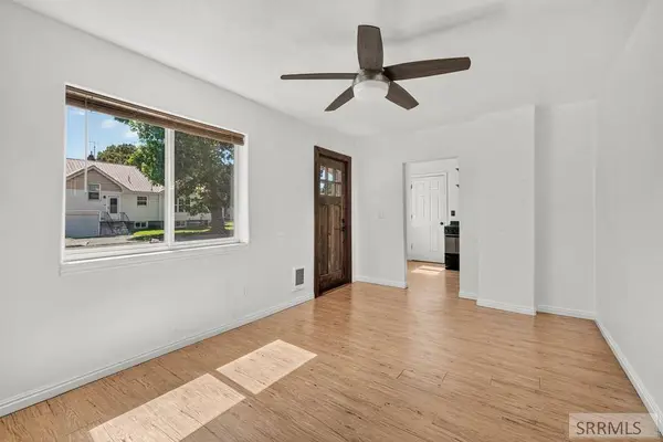 1225 Mound Avenue, Idaho Falls, ID 83402