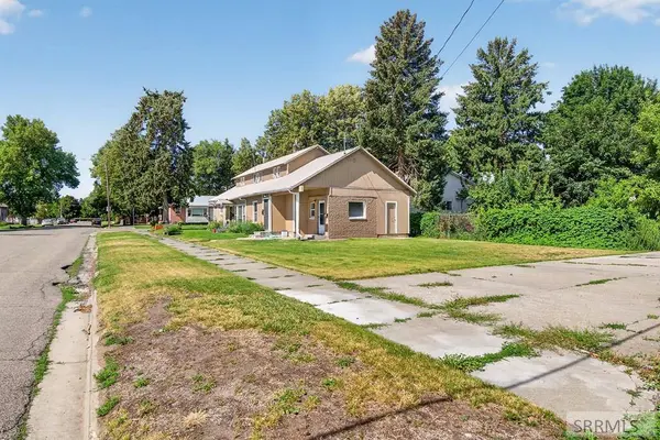 1221 Sage Avenue, Idaho Falls, ID 83402