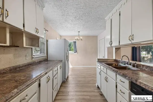 224 E Center Street, Shelley, ID 83274