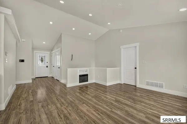 4146 Forest Glen Drive, Ammon, ID 83406