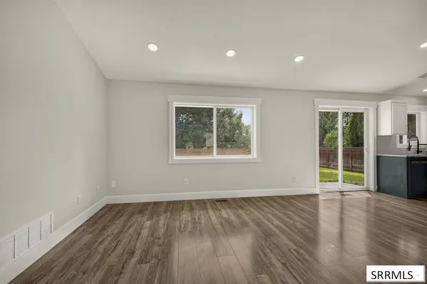 4146 Forest Glen Drive, Ammon, ID 83406