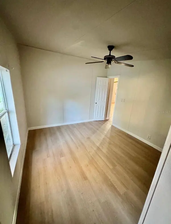 1515 BARKWOOD LN, Orlando, FL 32828