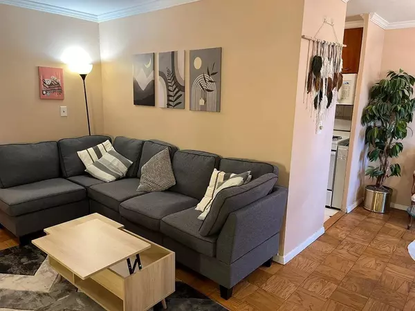 10 HURON AVE #9N, Jc Journal Square, NJ 07306