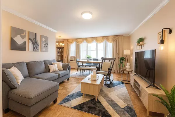 10 HURON AVE #9N, Jc Journal Square, NJ 07306