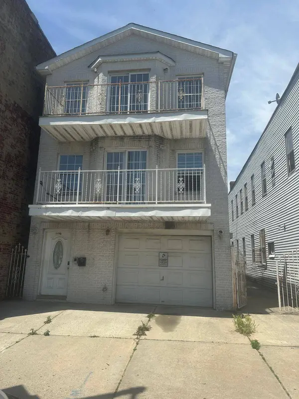 339 OCEAN AVE, Jc Bergen-lafayett, NJ 07305-2918