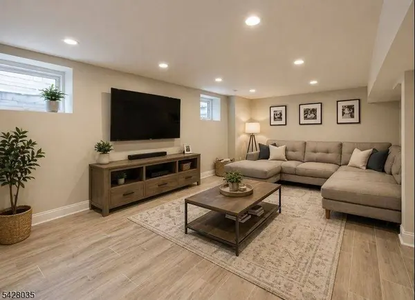 33 Raymond Ave, Nutley Twp., NJ 07110