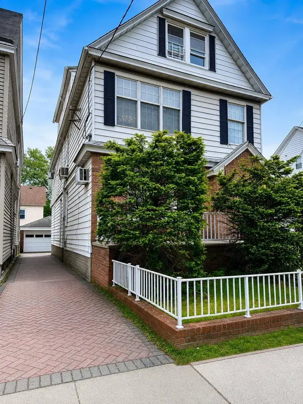 858 AVENUE C, Bayonne, NJ 07002-2922
