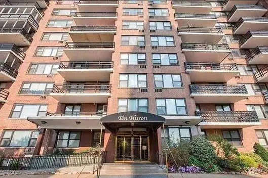 10 HURON AVE  #9N, Jc Journal Square, NJ 07306