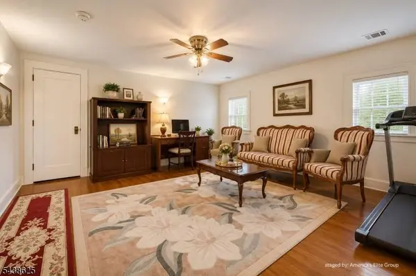 40 Carpenter St, Belleville Twp., NJ 07109
