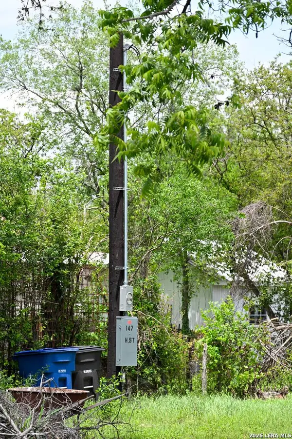 147 H ST, San Antonio, TX 78210