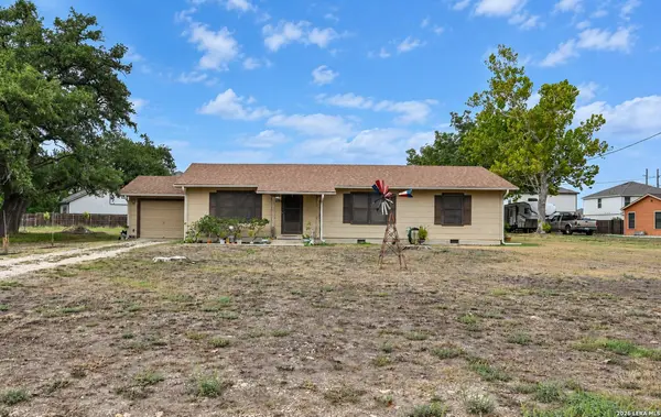 614 E Martindale
