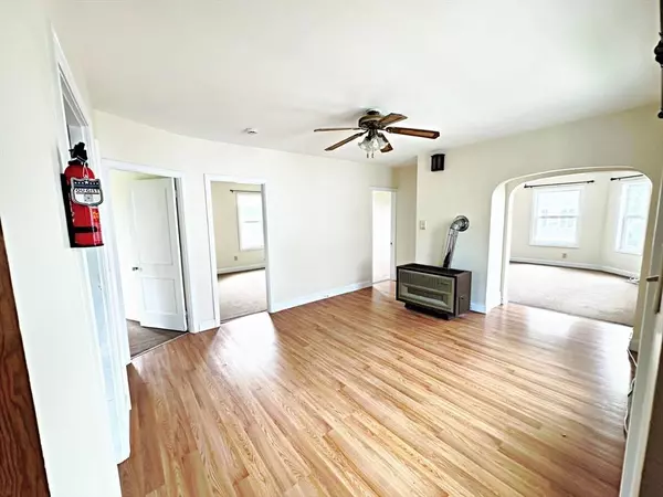 528 Lawton St #2, Fall River, MA 02721