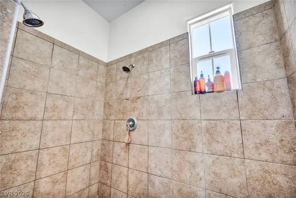 8525 Killians Greens DR, Las Vegas, NV 89131