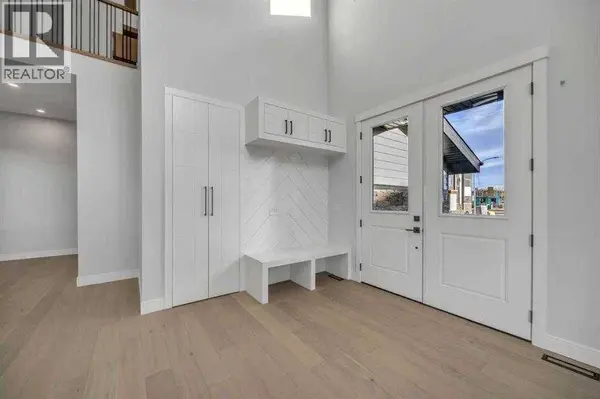 384 watercrest Place, Chestermere, AB T1X2Y7