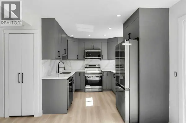 62 Deer Ridge Way SE, Calgary, AB T2J5Y6