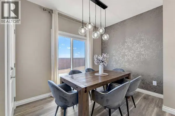 521 Corner Meadows Way NE, Calgary, AB T3N2C9