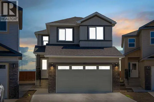 521 Corner Meadows Way NE, Calgary, AB T3N2C9